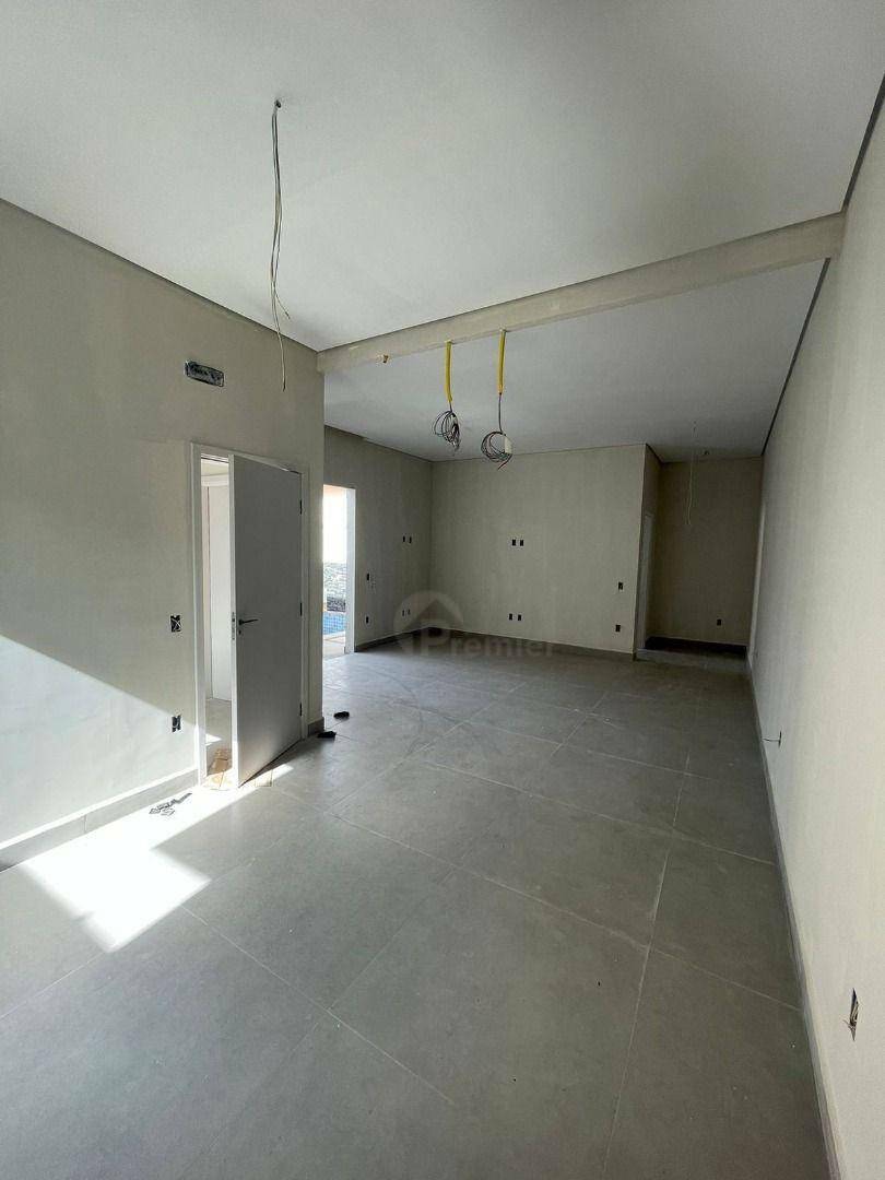 Casa de Condomínio à venda com 4 quartos, 230m² - Foto 8