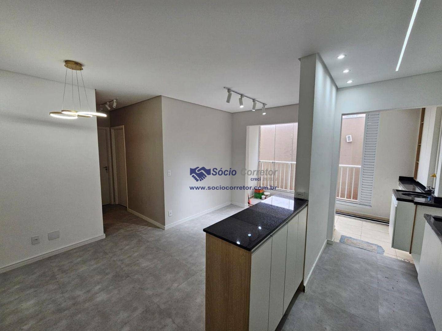 Apartamento à venda com 2 quartos, 55m² - Foto 2