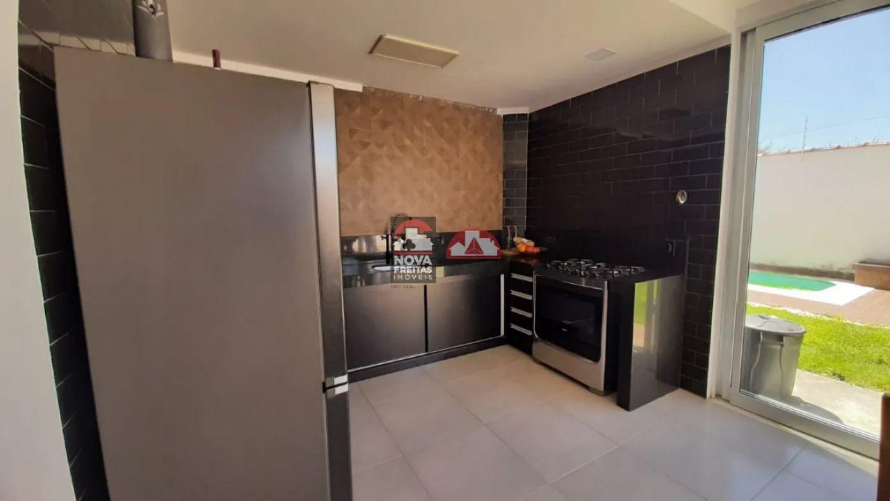 Sobrado à venda com 3 quartos, 250m² - Foto 12