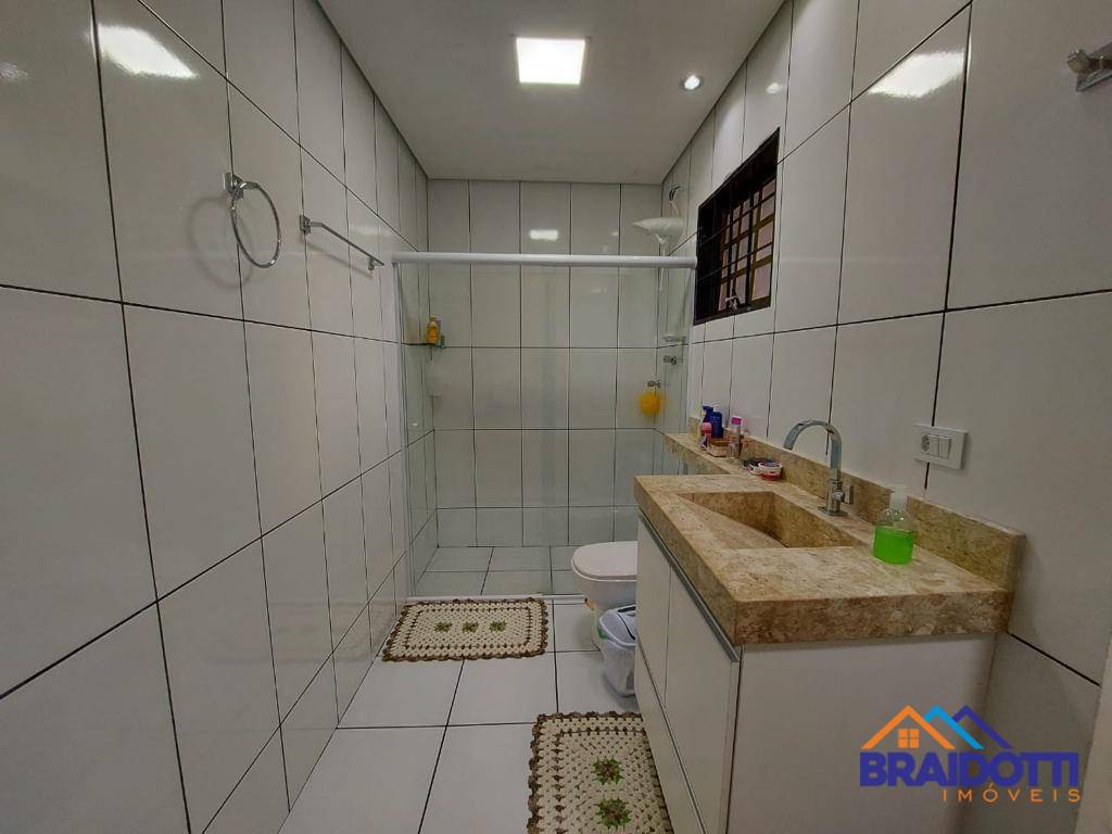 Casa à venda com 3 quartos, 204m² - Foto 16