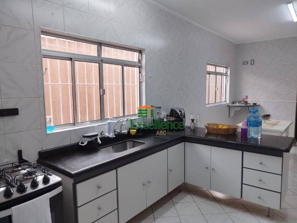 Sobrado à venda com 2 quartos, 160m² - Foto 3