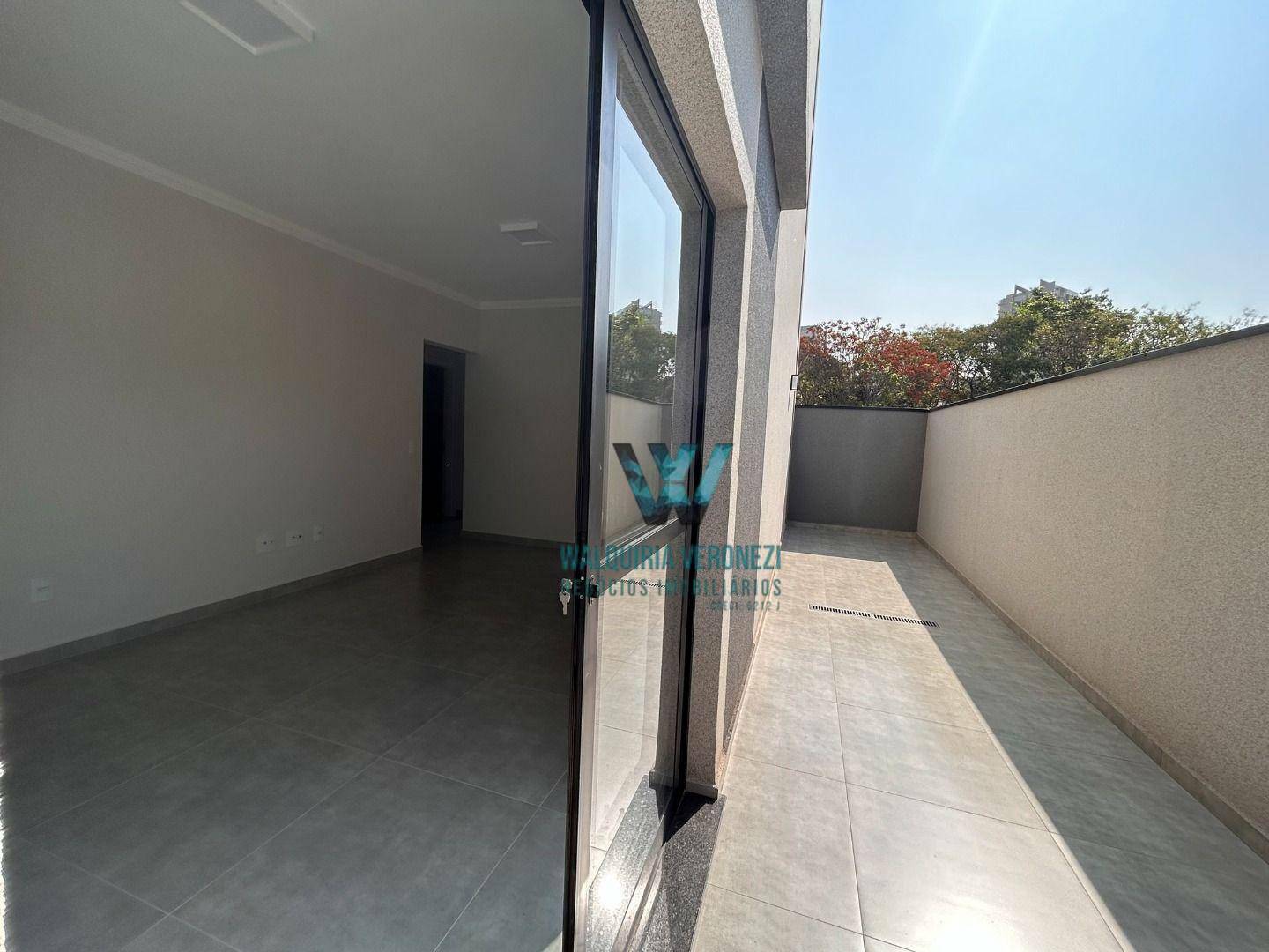 Apartamento à venda com 3 quartos, 78m² - Foto 1