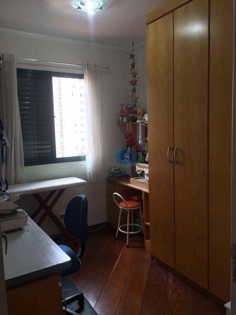 Apartamento à venda com 3 quartos, 70m² - Foto 17