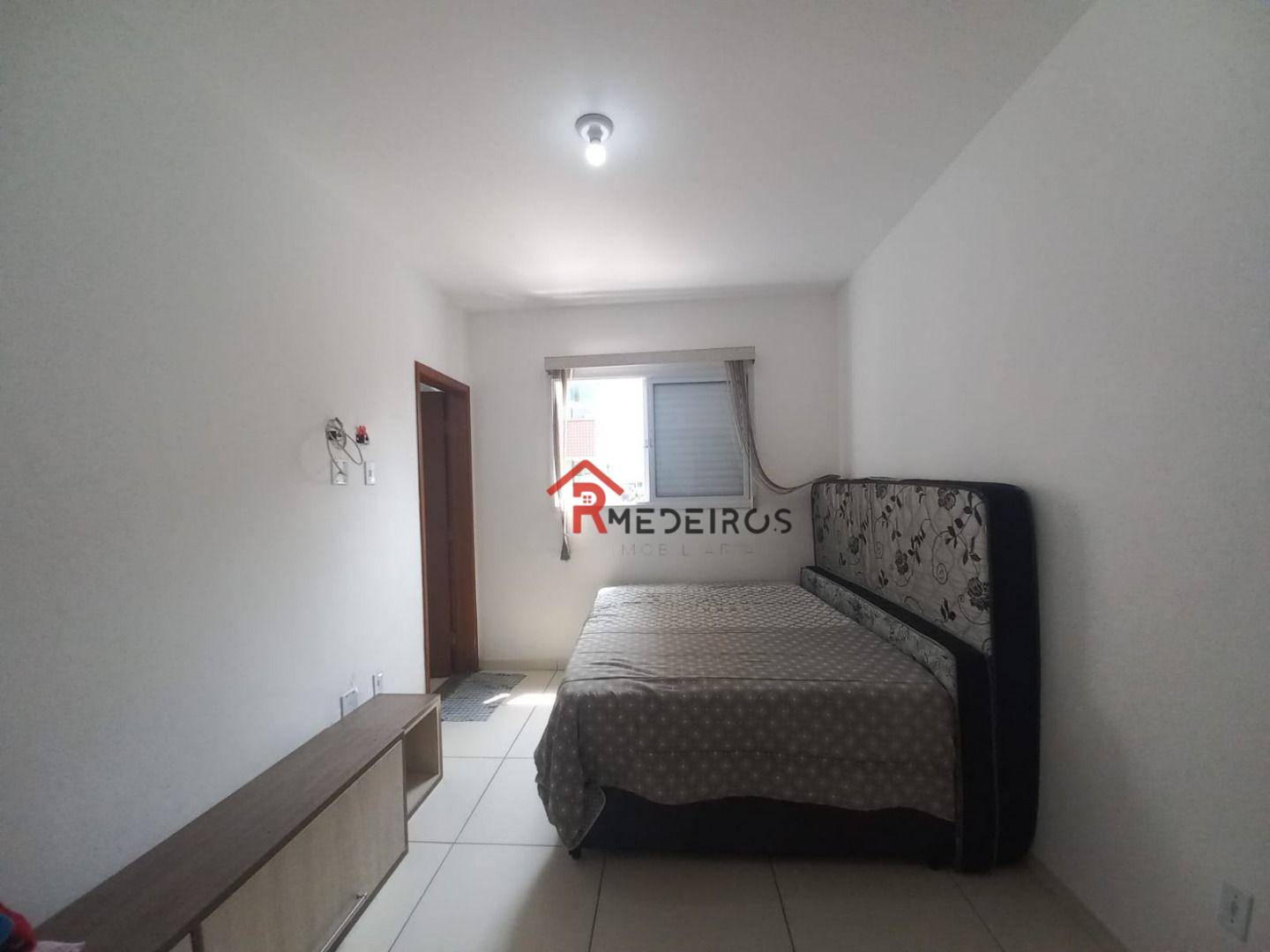 Apartamento à venda com 2 quartos, 66m² - Foto 14