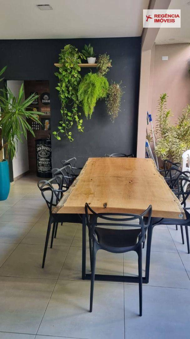 Casa à venda com 3 quartos, 186m² - Foto 3