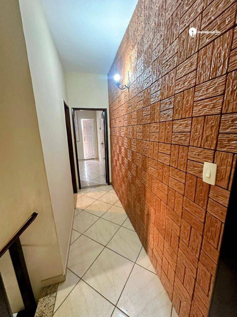 Casa para alugar com 3 quartos, 150m² - Foto 31
