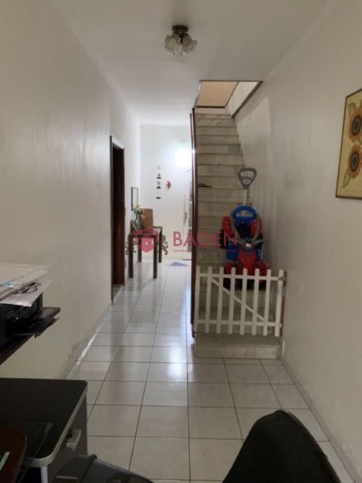 Casa, 3 quartos, 200 m² - Foto 4