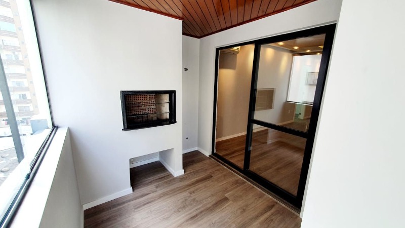 Apartamento à venda com 3 quartos, 105m² - Foto 10