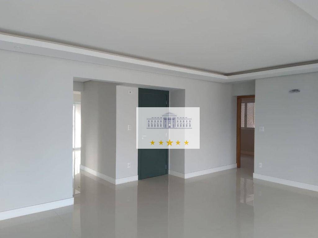 Apartamento à venda com 4 quartos, 273m² - Foto 3