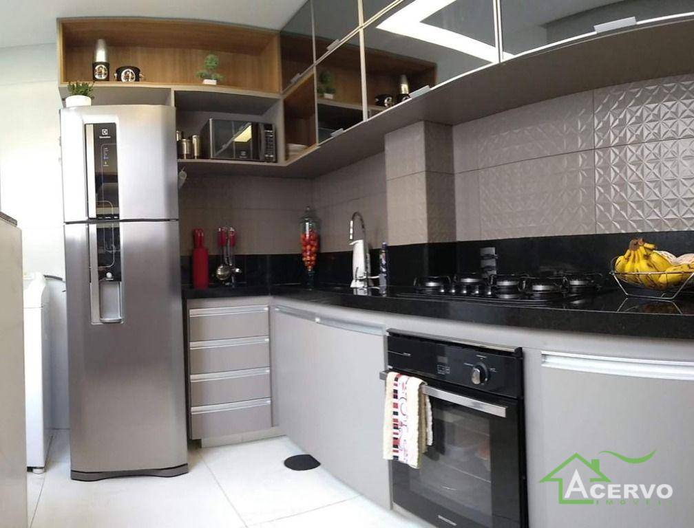 Apartamento à venda com 3 quartos, 90m² - Foto 4