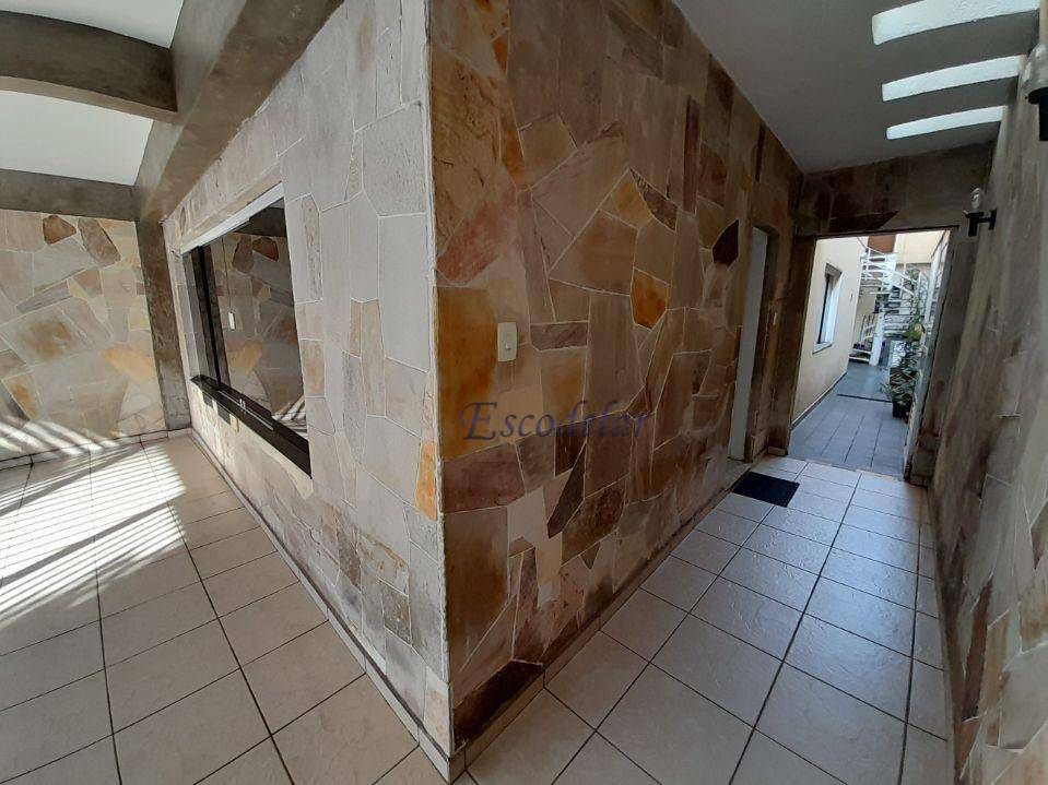 Sobrado à venda com 3 quartos, 300m² - Foto 8