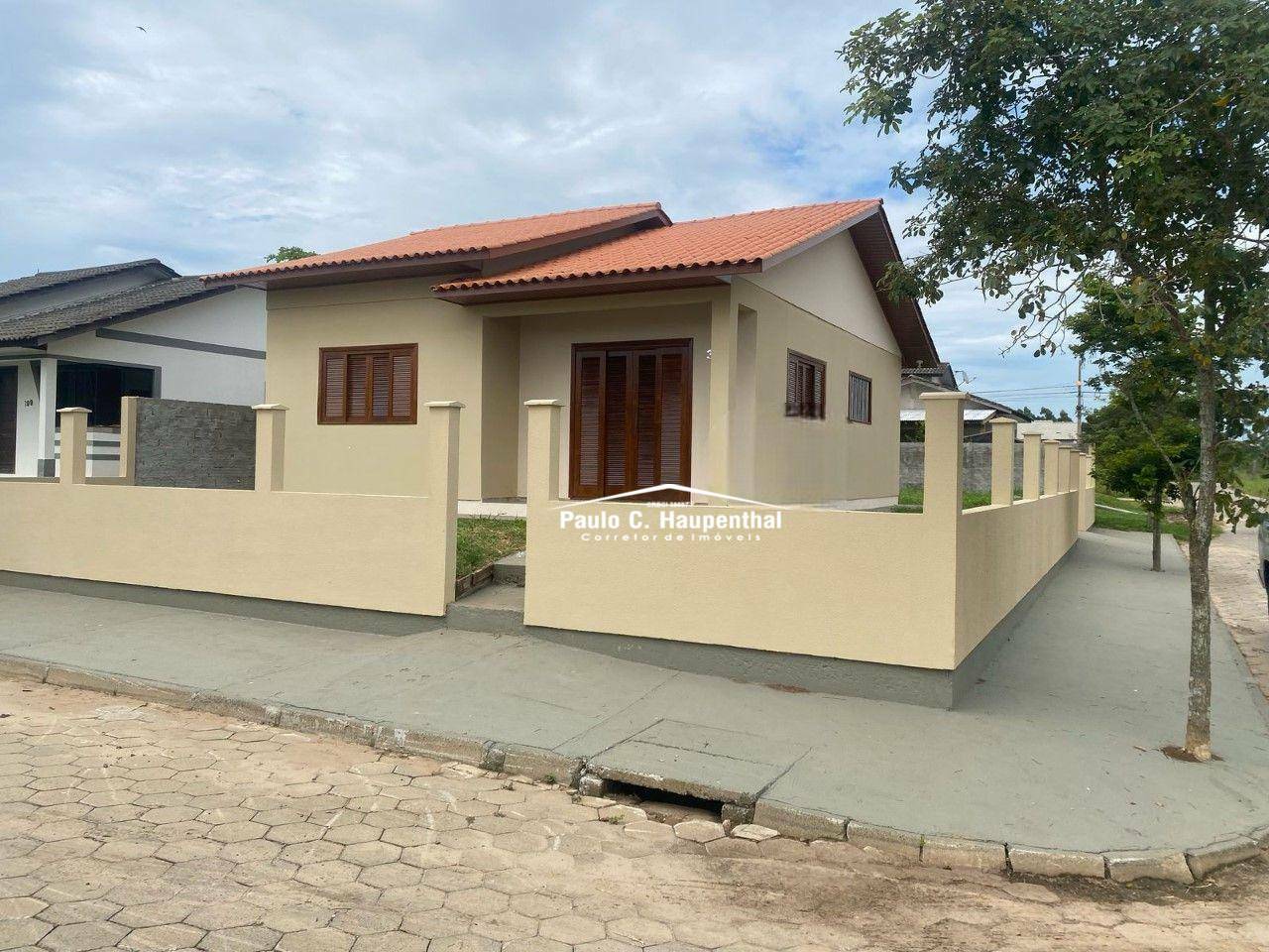 Casa, 2 quartos, 72 m² - Foto 1