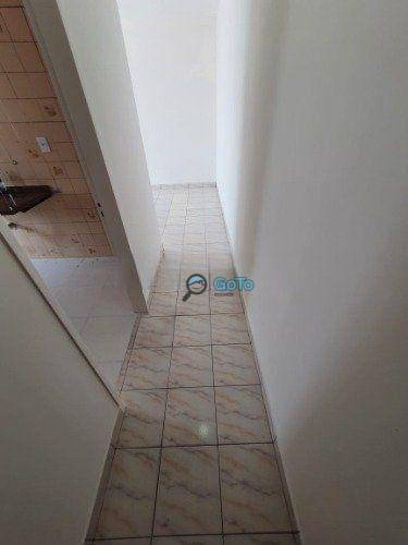 Apartamento à venda com 2 quartos, 62m² - Foto 5