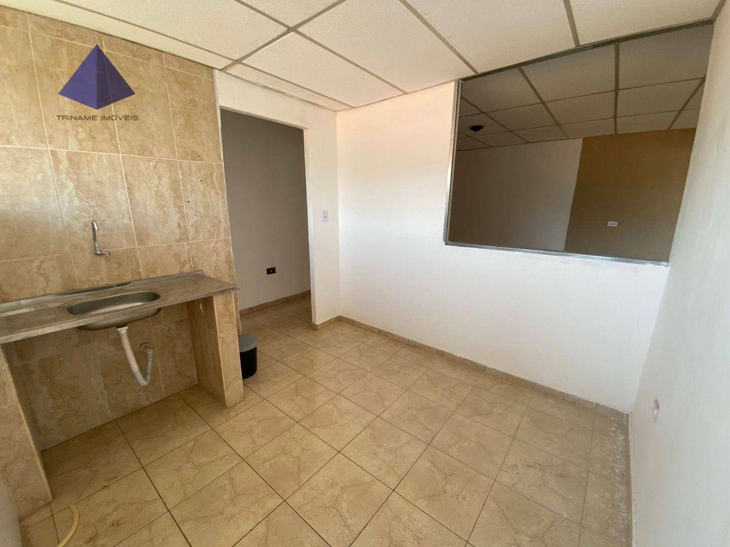 Casa para alugar com 2 quartos, 70m² - Foto 2