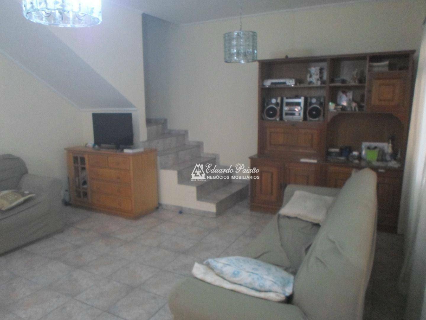 Sobrado à venda com 3 quartos, 191m² - Foto 1