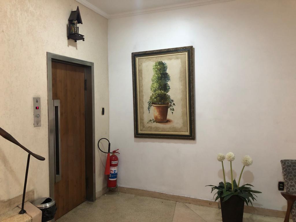 Apartamento à venda com 3 quartos, 180m² - Foto 14