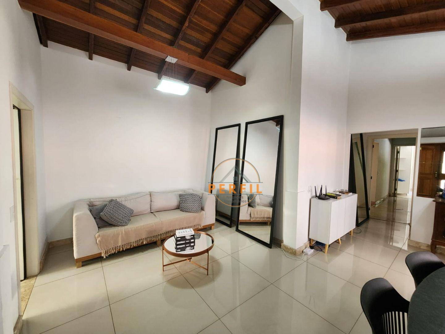 Casa de Condomínio à venda com 5 quartos, 238m² - Foto 5