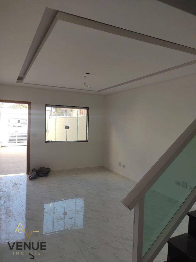 Sobrado à venda com 2 quartos, 62m² - Foto 2