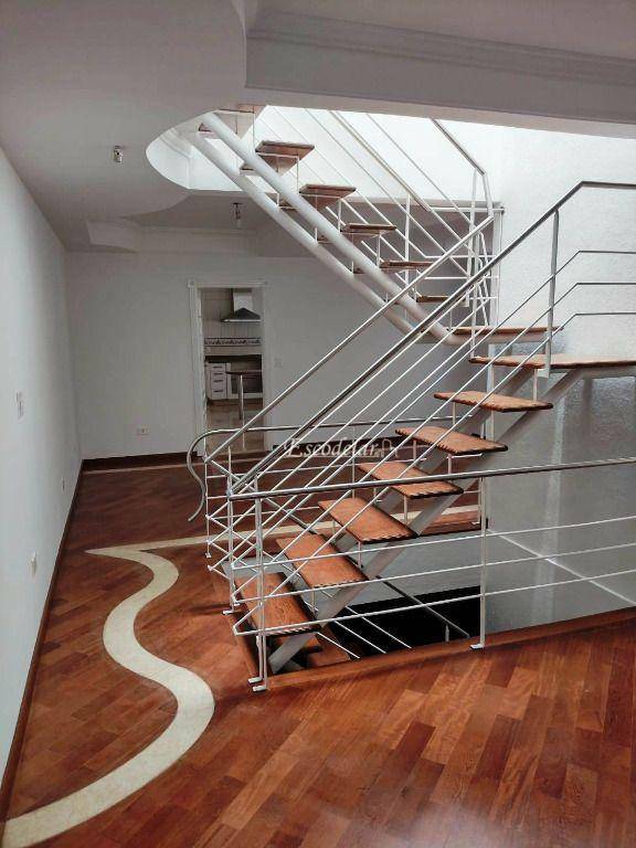 Sobrado à venda com 3 quartos, 210m² - Foto 7