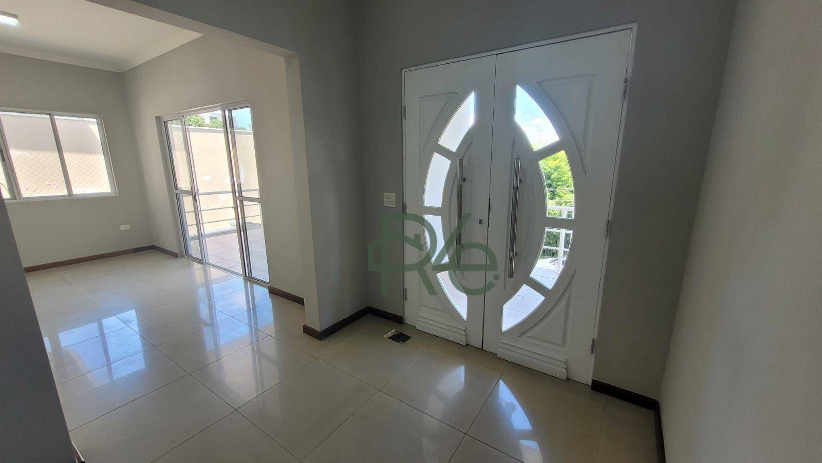 Casa de Condomínio à venda com 4 quartos, 323m² - Foto 4