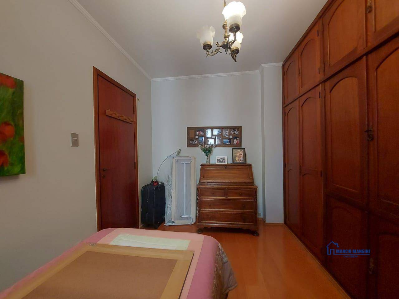 Apartamento à venda com 4 quartos, 240m² - Foto 47