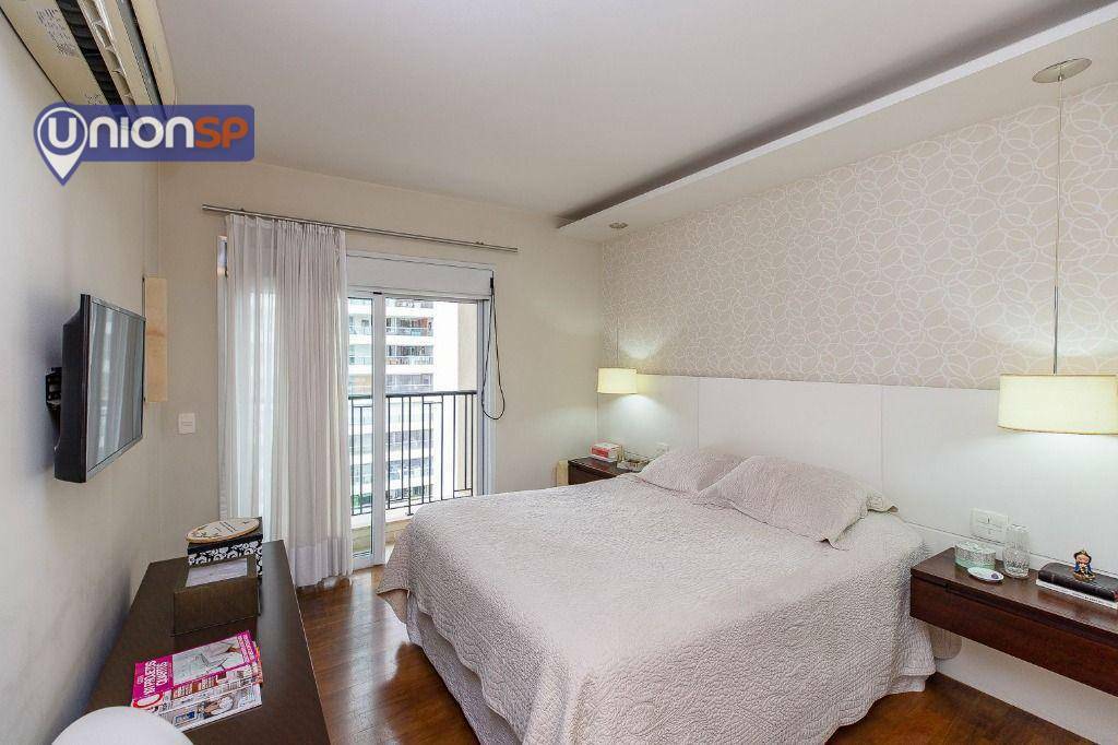 Apartamento à venda com 4 quartos, 223m² - Foto 14