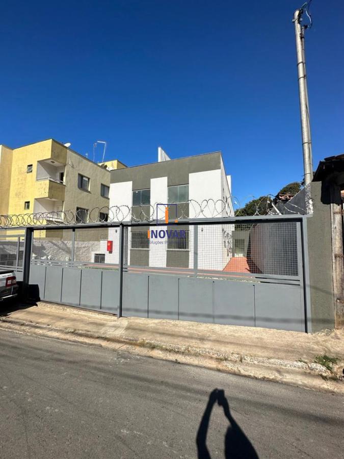 Cobertura à venda com 2 quartos, 150m² - Foto 2