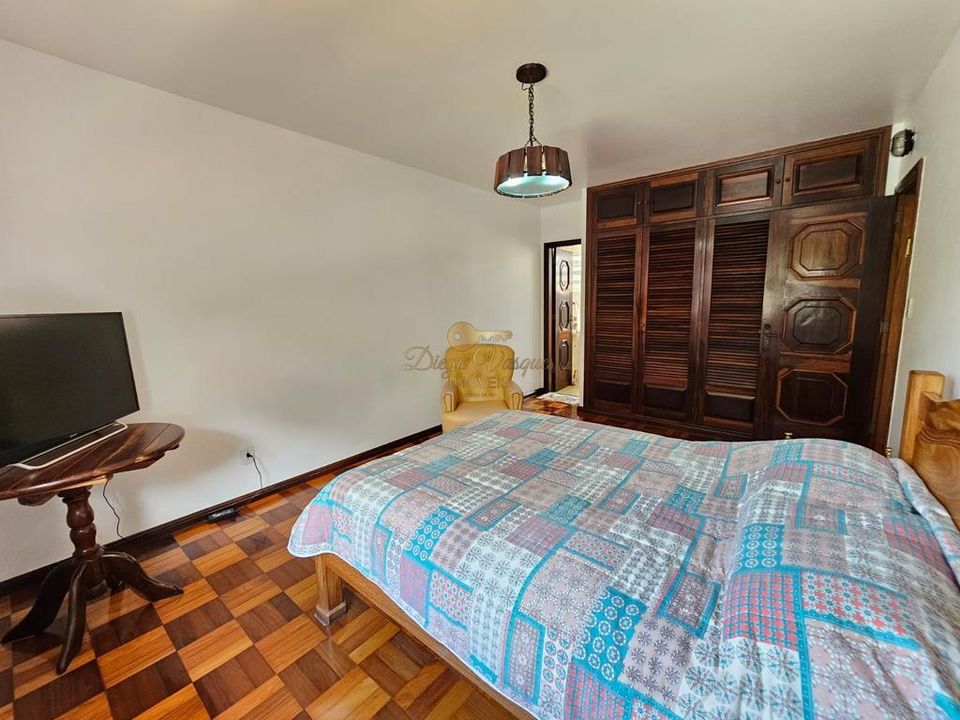 Casa à venda com 4 quartos, 450m² - Foto 27