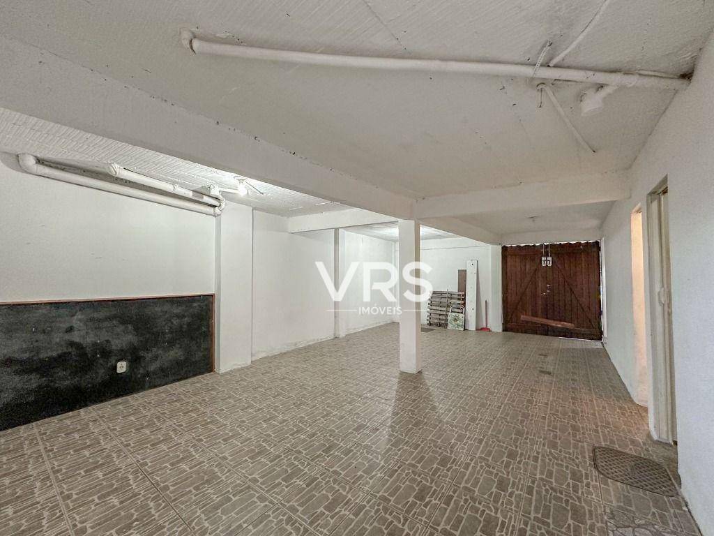 Casa à venda com 3 quartos, 182m² - Foto 19