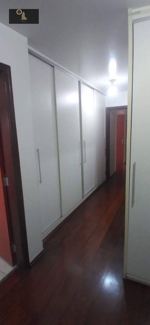 Casa de Condomínio à venda com 3 quartos, 351m² - Foto 25