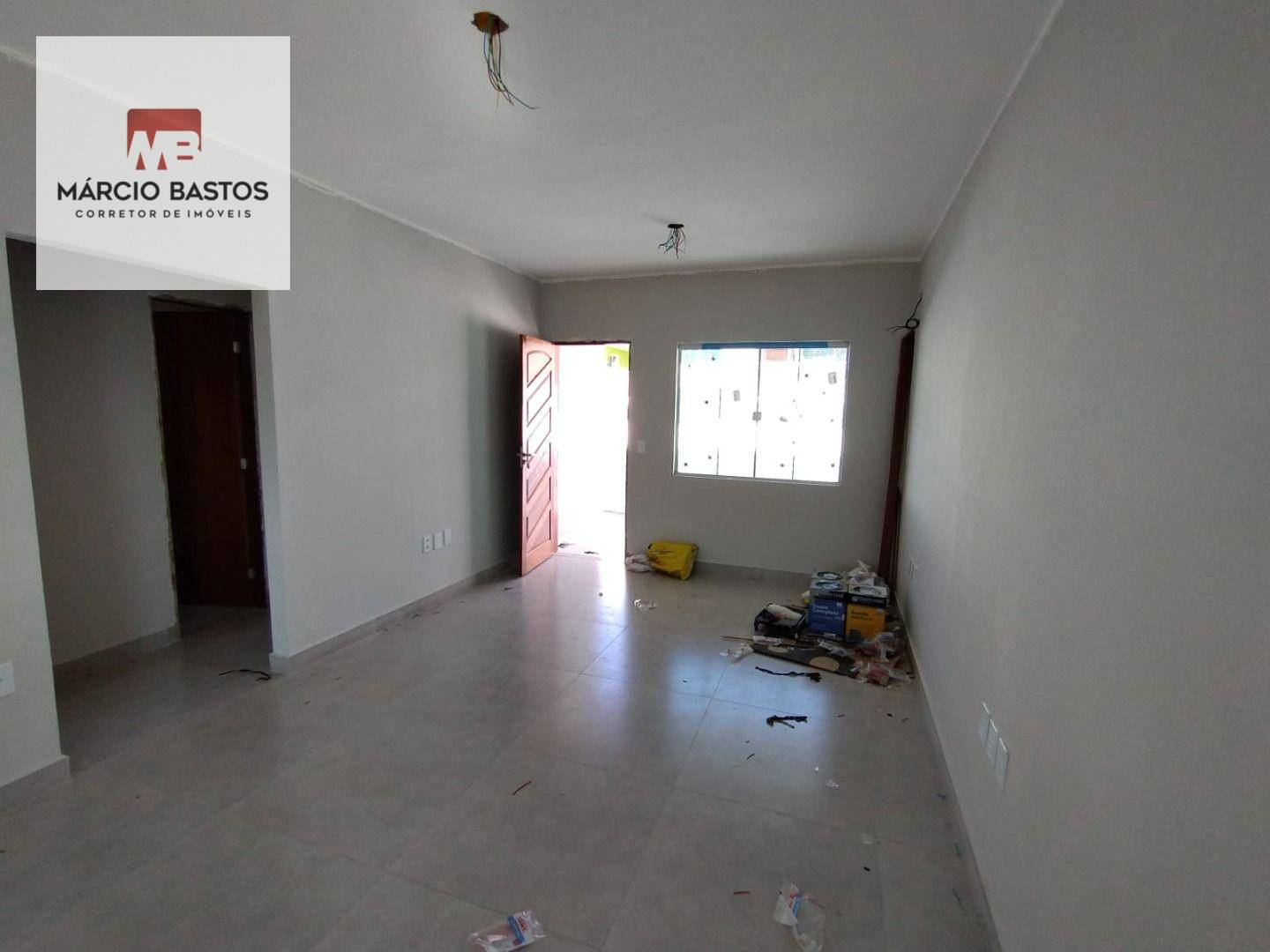 Casa à venda com 2 quartos, 75m² - Foto 3