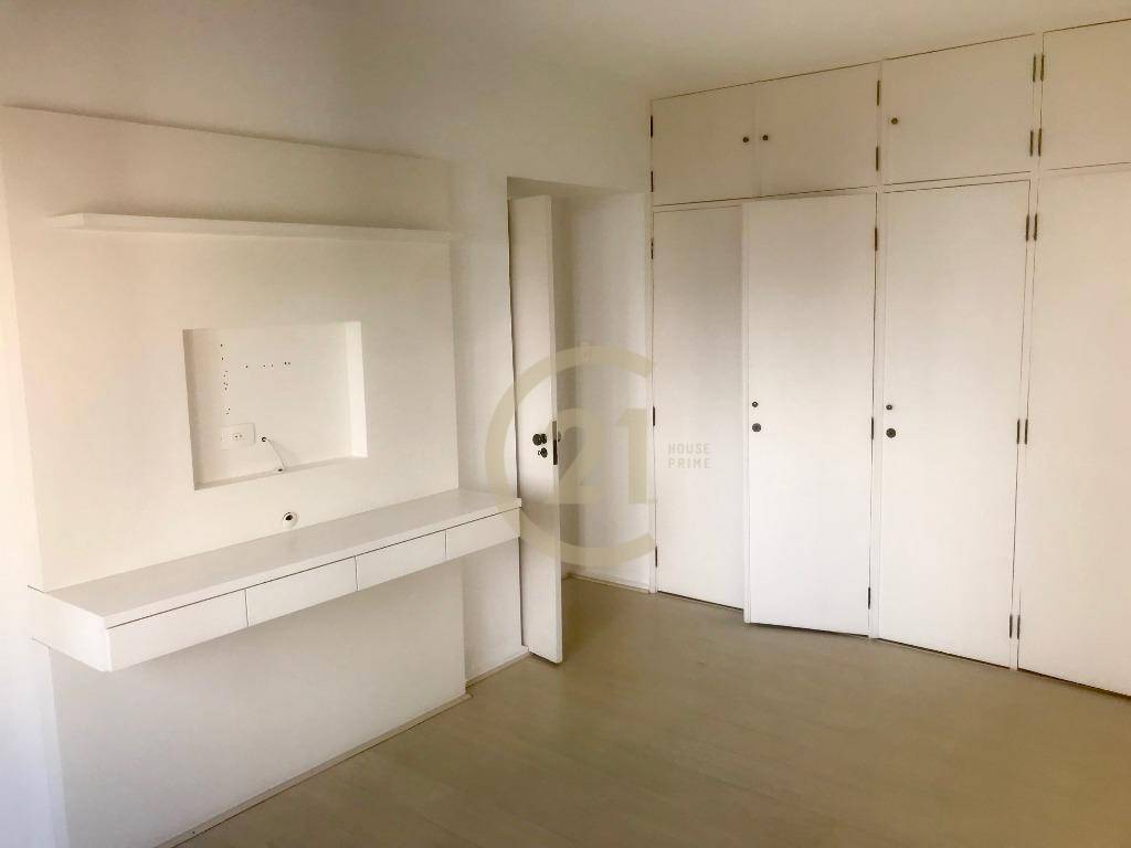 Apartamento à venda e aluguel com 3 quartos, 135m² - Foto 10