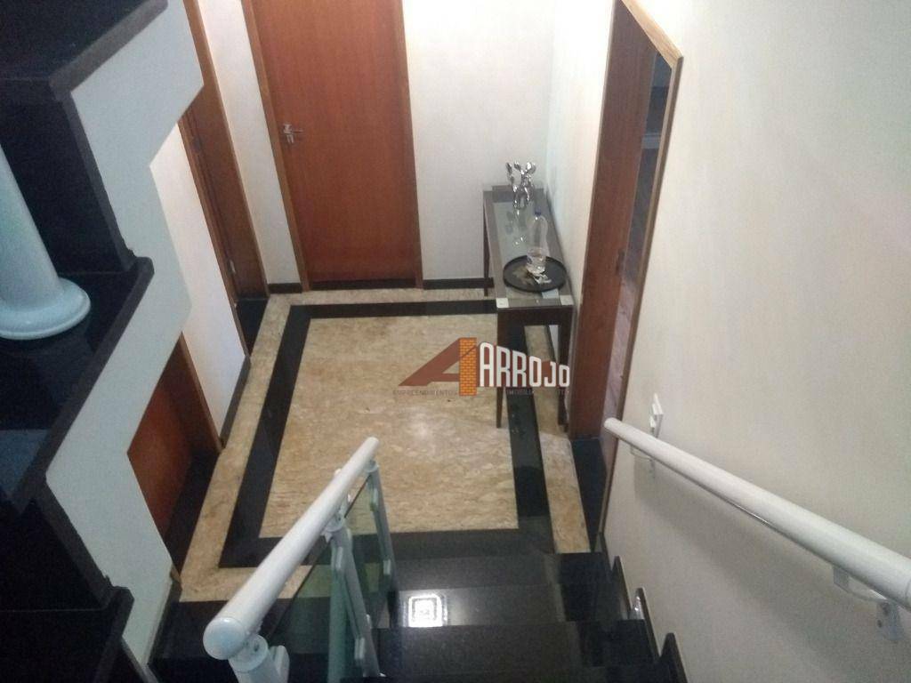 Sobrado à venda com 3 quartos, 168m² - Foto 5