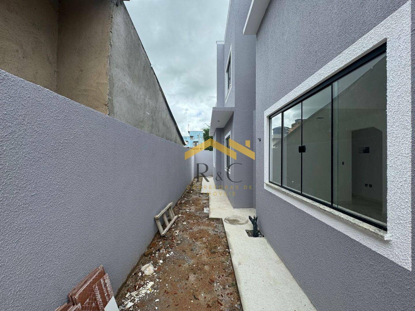 Casa à venda com 3 quartos, 90m² - Foto 18