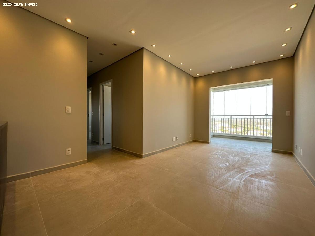 Apartamento à venda com 3 quartos, 75m² - Foto 4