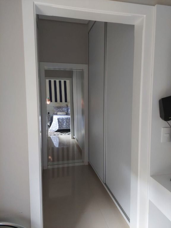 Casa de Condomínio à venda com 3 quartos, 216m² - Foto 11