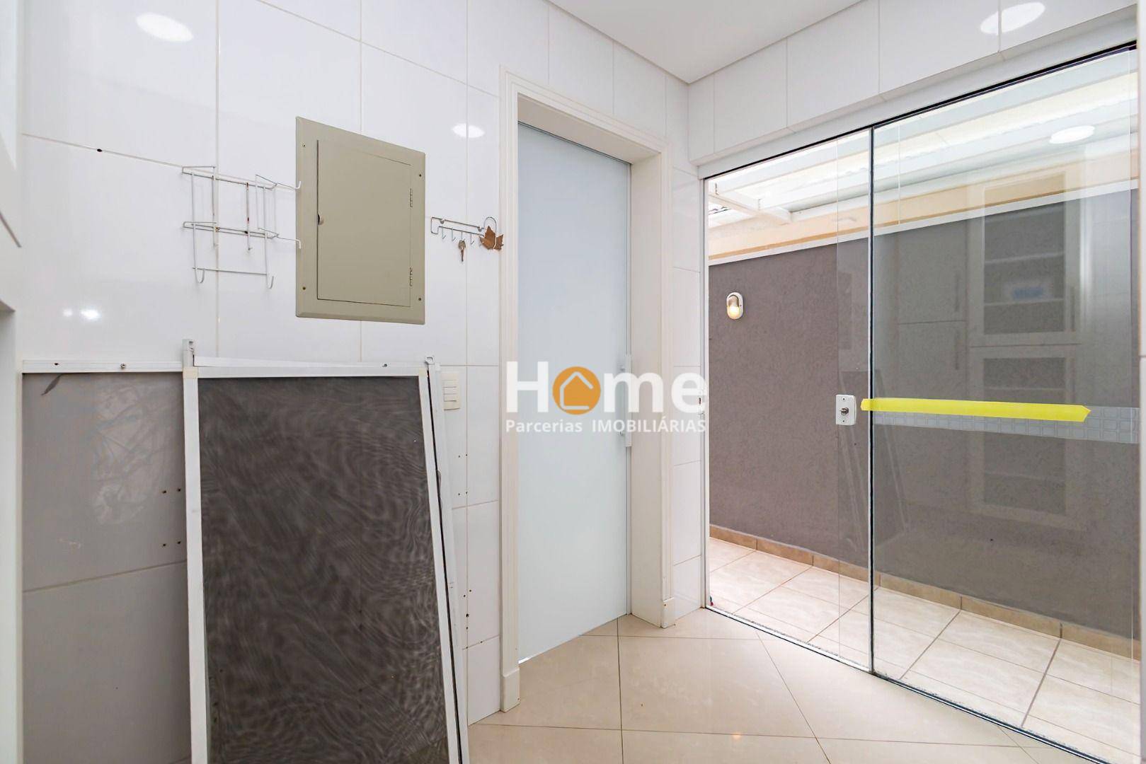 Casa de Condomínio à venda com 4 quartos, 235m² - Foto 17
