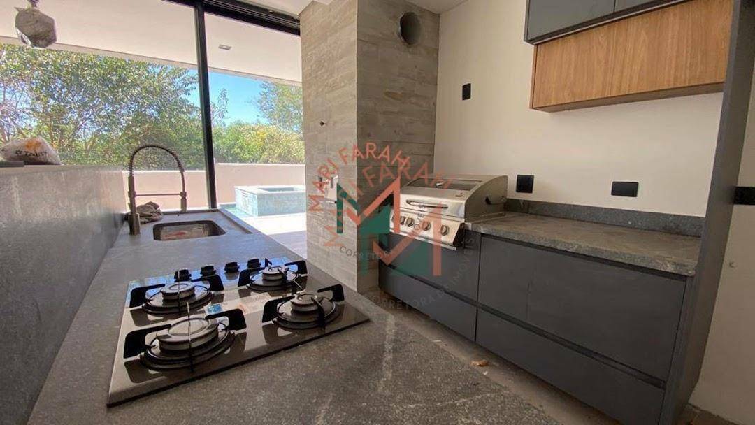 Casa de Condomínio à venda com 4 quartos, 387m² - Foto 2