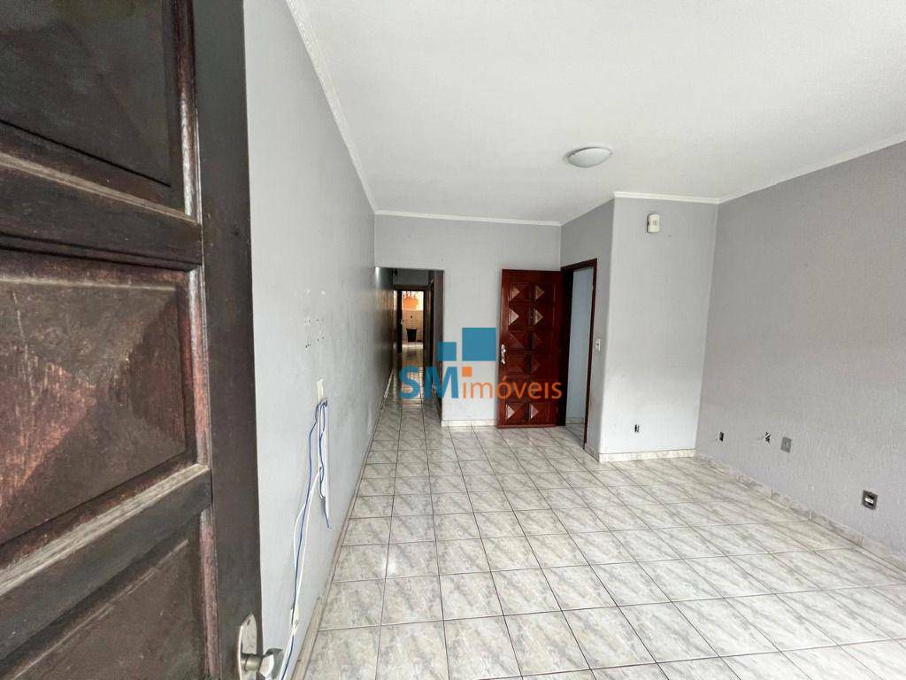 Sobrado à venda com 3 quartos, 250m² - Foto 18