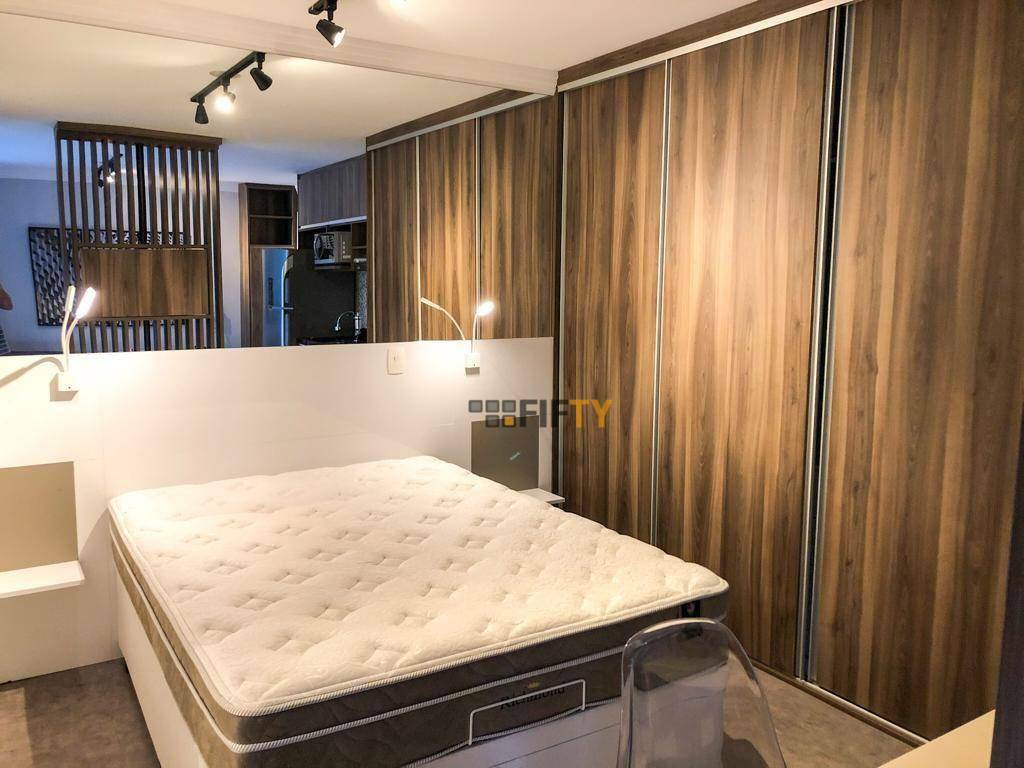 Apartamento para alugar com 1 quarto, 32m² - Foto 8