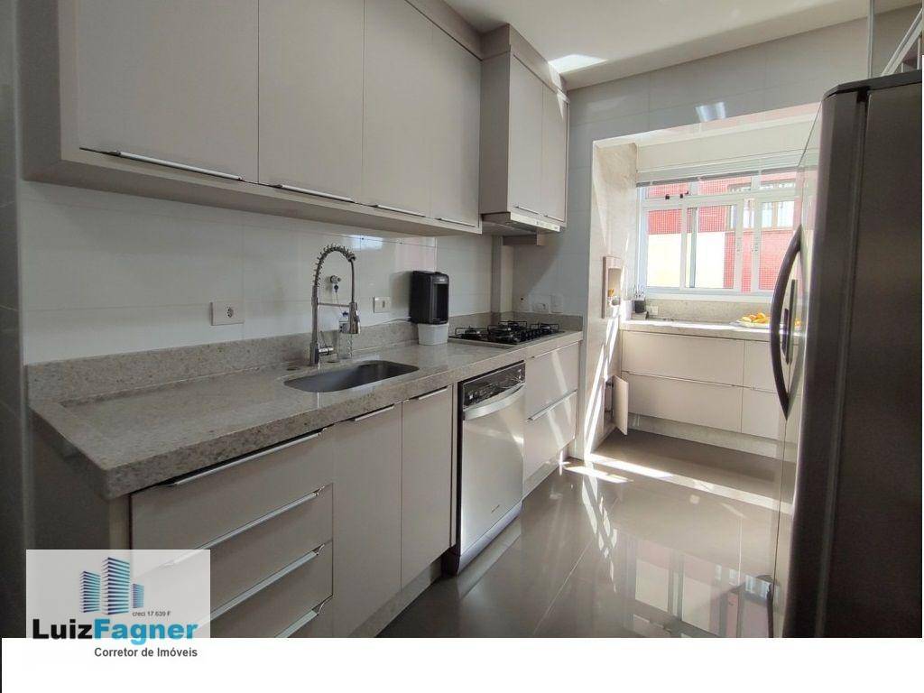 Apartamento à venda com 3 quartos, 106m² - Foto 6