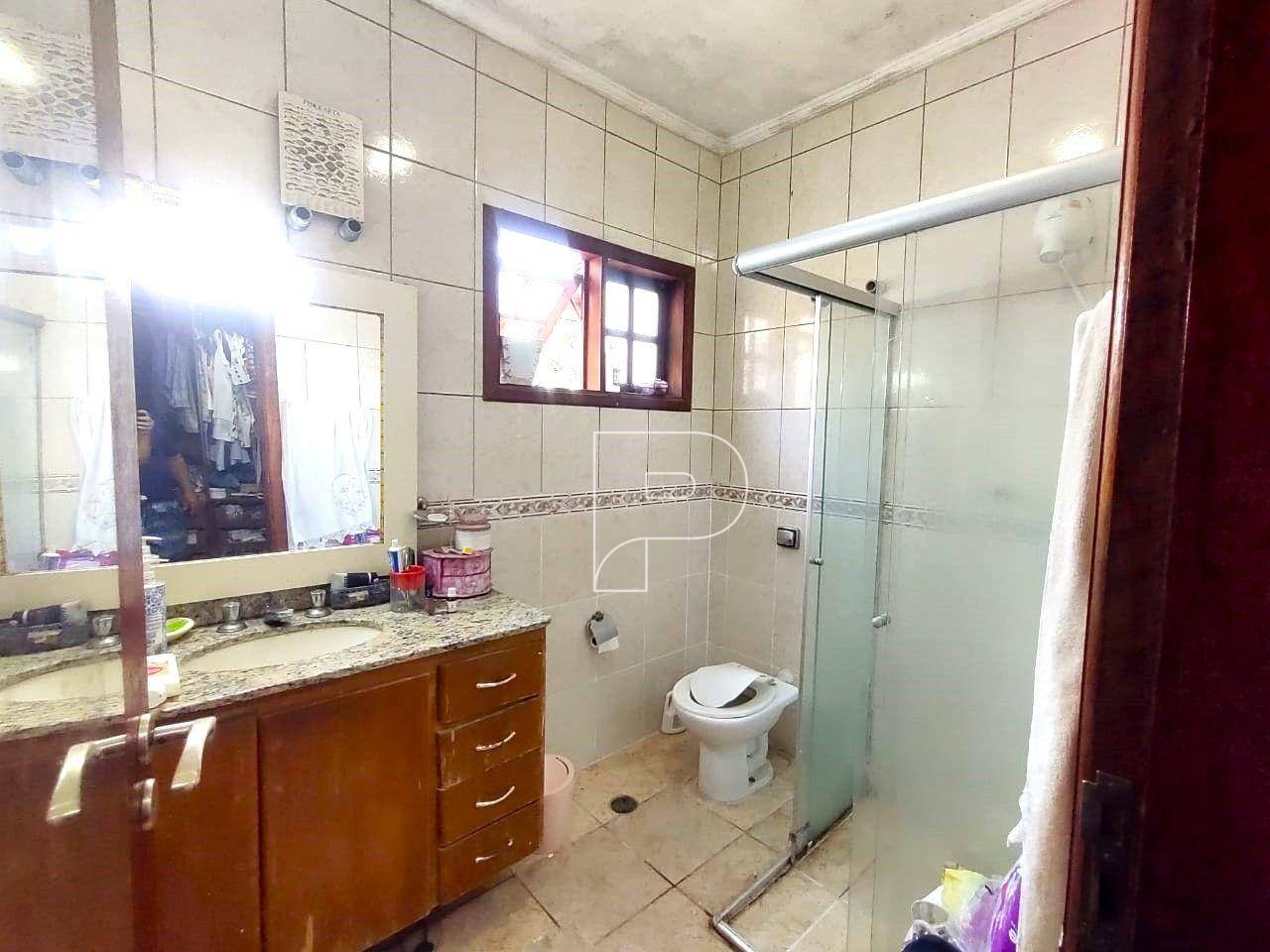 Casa de Condomínio à venda com 3 quartos, 250m² - Foto 22