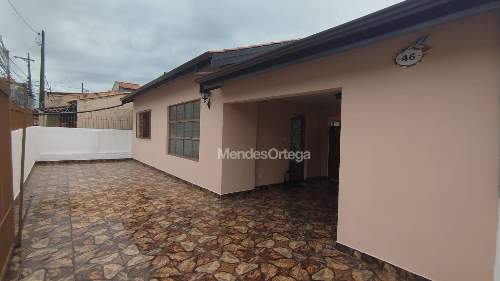 Casa, 3 quartos, 210 m² - Foto 2