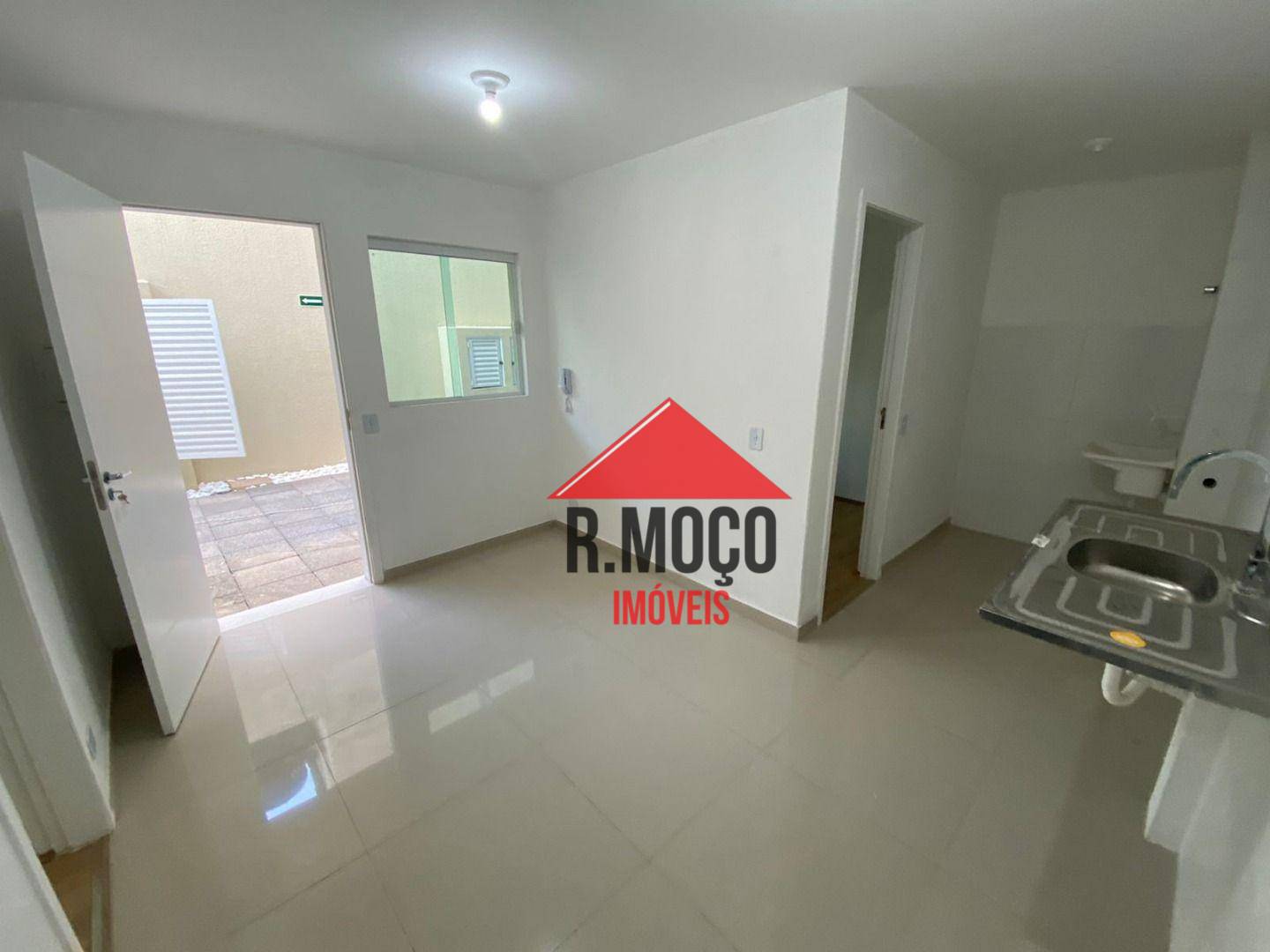 Apartamento à venda com 2 quartos, 40m² - Foto 10