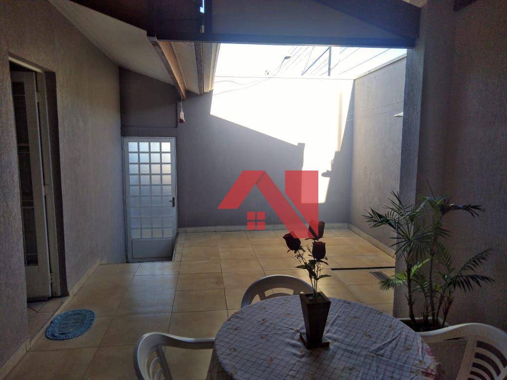 Casa à venda com 3 quartos, 138m² - Foto 9