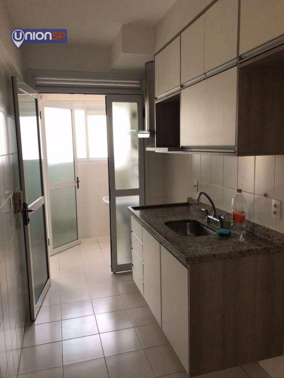 Apartamento à venda com 2 quartos, 65m² - Foto 17