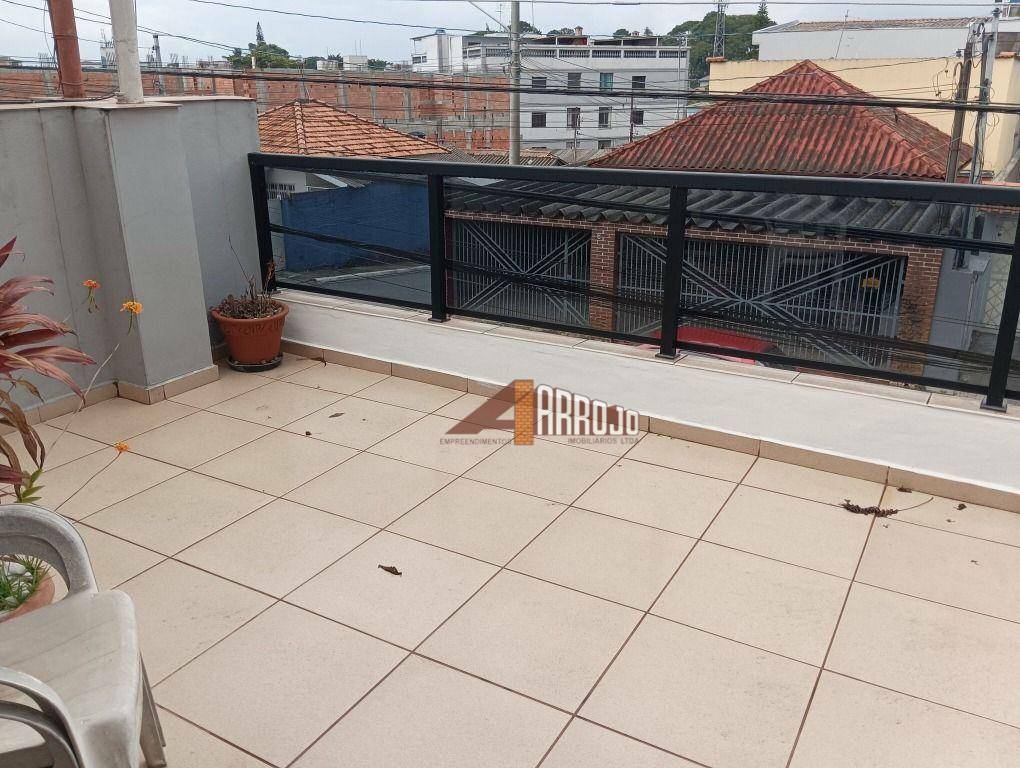 Sobrado à venda com 3 quartos, 200m² - Foto 16