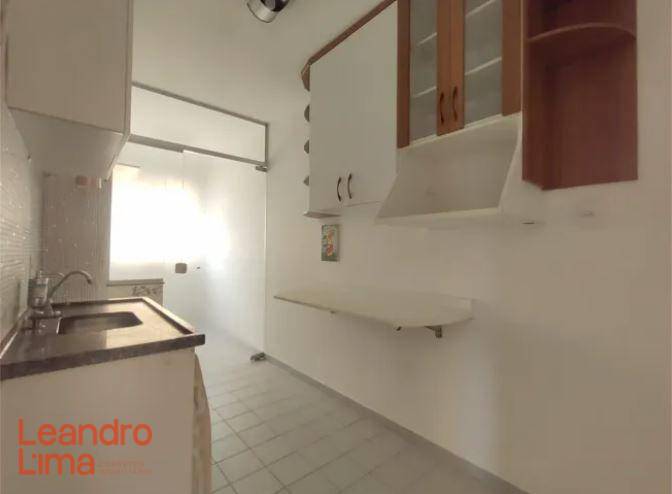 Apartamento à venda com 2 quartos, 52m² - Foto 4