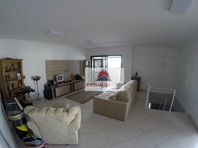 Cobertura à venda com 3 quartos, 211m² - Foto 2