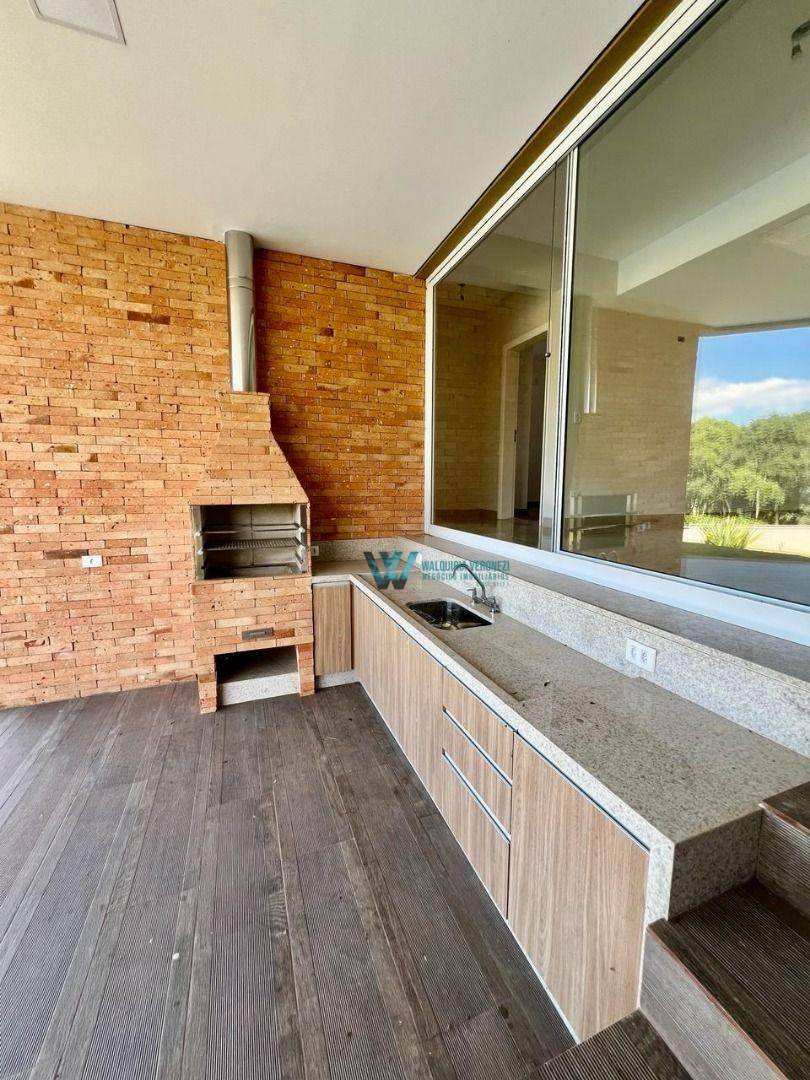 Casa à venda e aluguel com 4 quartos, 305m² - Foto 55